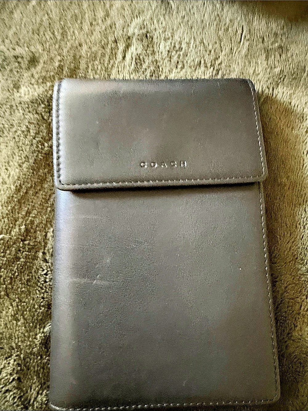 Vintage coach swing Black Wallet NWT